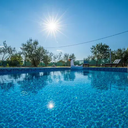 Ferienhaus Family Friendly House With A Swimming Pool Zemunik Gornji, Zadar - 27166 *